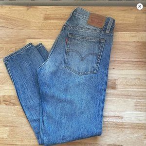 Limited edition: White Oak Cone Denim Levi's Wedgie Icon Jeans, s.26